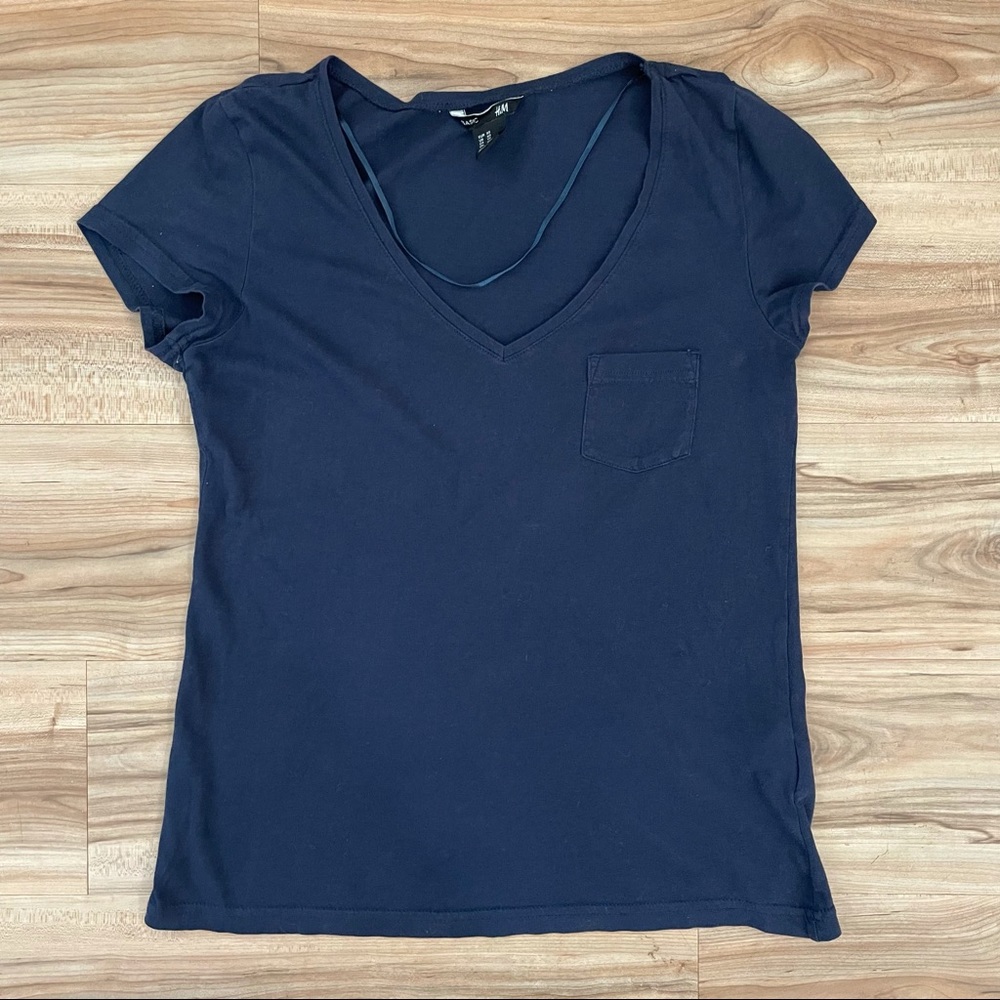 H&M Blue V-neck T-shirt